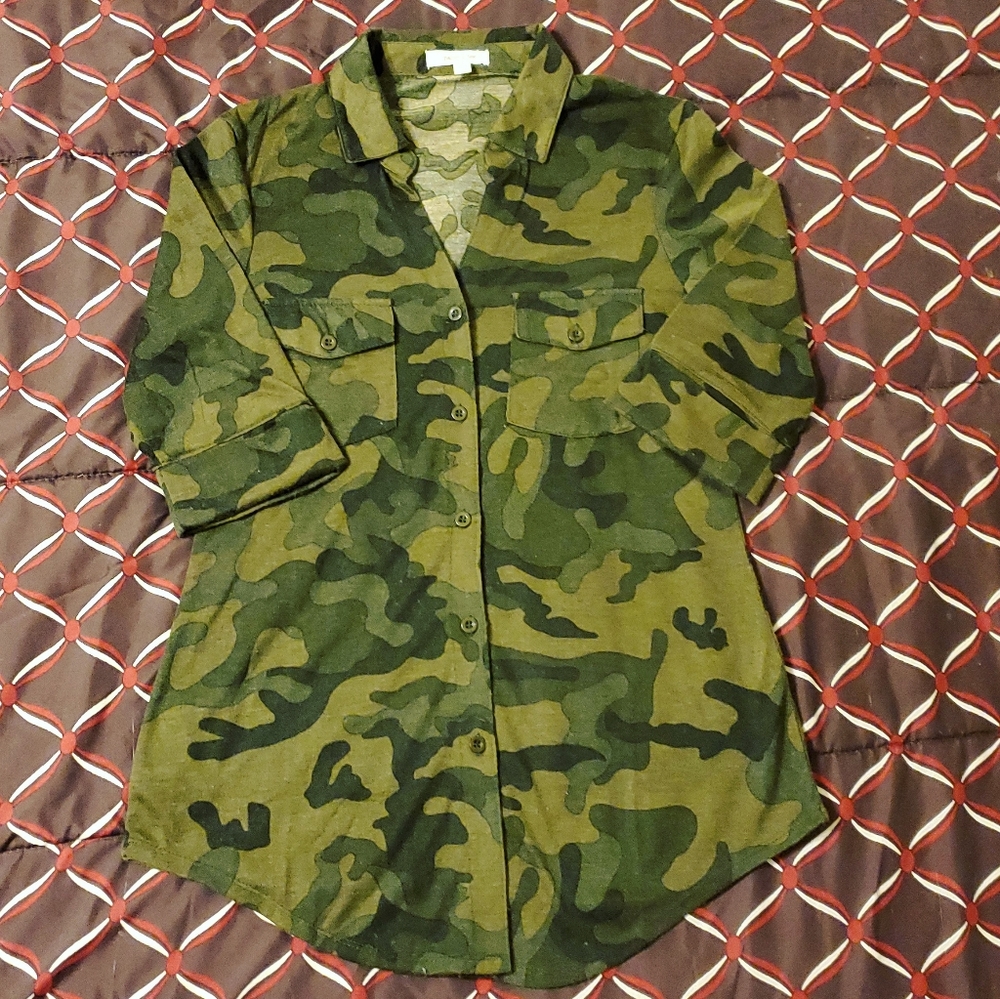Camouflage button down Blouse/Top NWOT